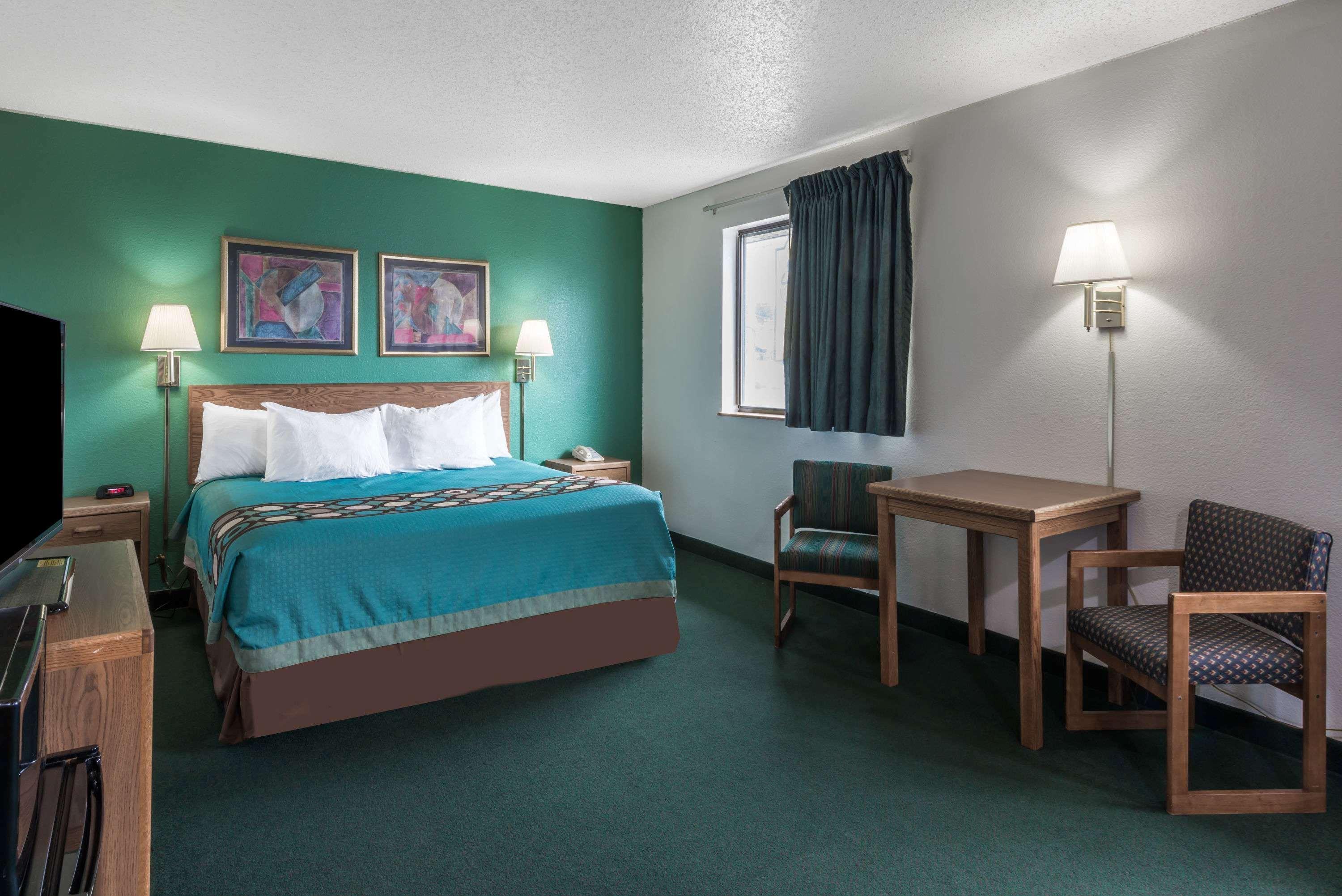 Hotel Super 8 By Wyndham New Stanton Exterior foto